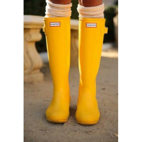Yellow Hunter boots, size 39