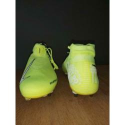 Nike Phantom voetbalschoenen, ijzeren noppen, maat 44