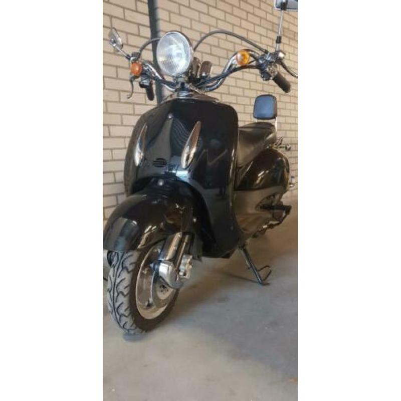Retro scooter elektrisch