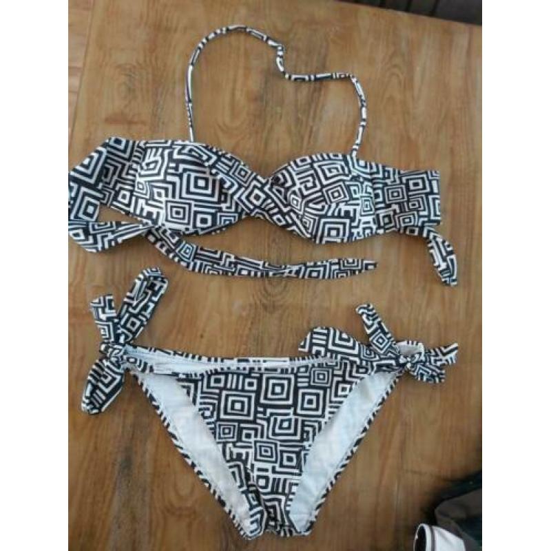 Bikini's maat s, past vanaf maat xs tot m