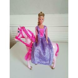 Prinses Barbie met paard
