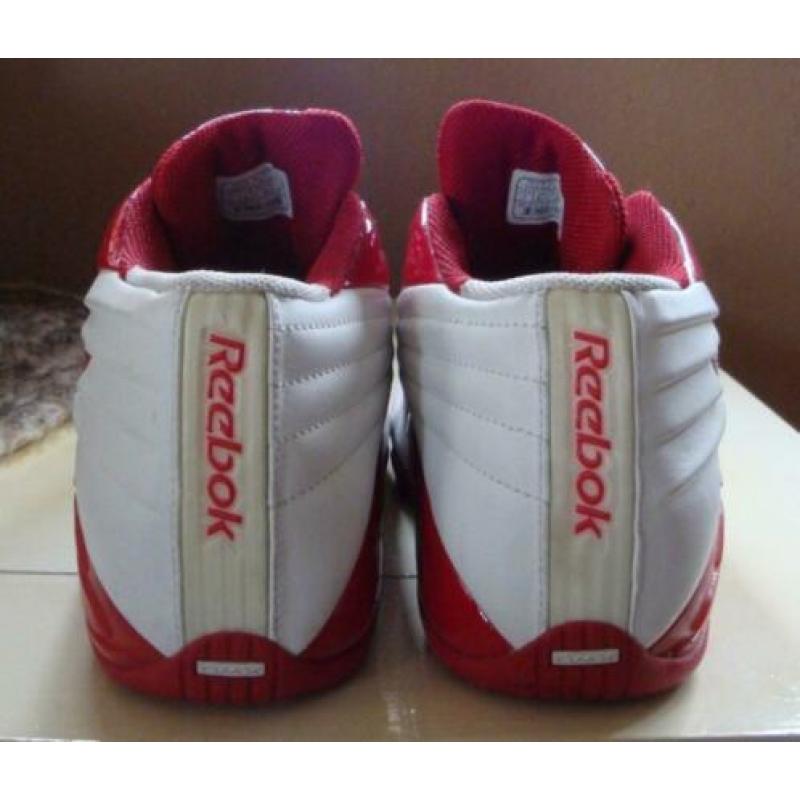 Mooie rood/wit leren schoenen van Reebok (maat 38)