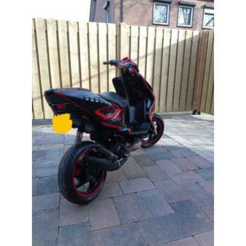 Yamaha Aerox 70cc roze top