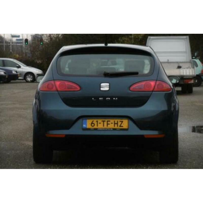 SEAT Leon 1.9 TDI Reference BJ2006 138DKM NAP/AIRCO/1JR APK