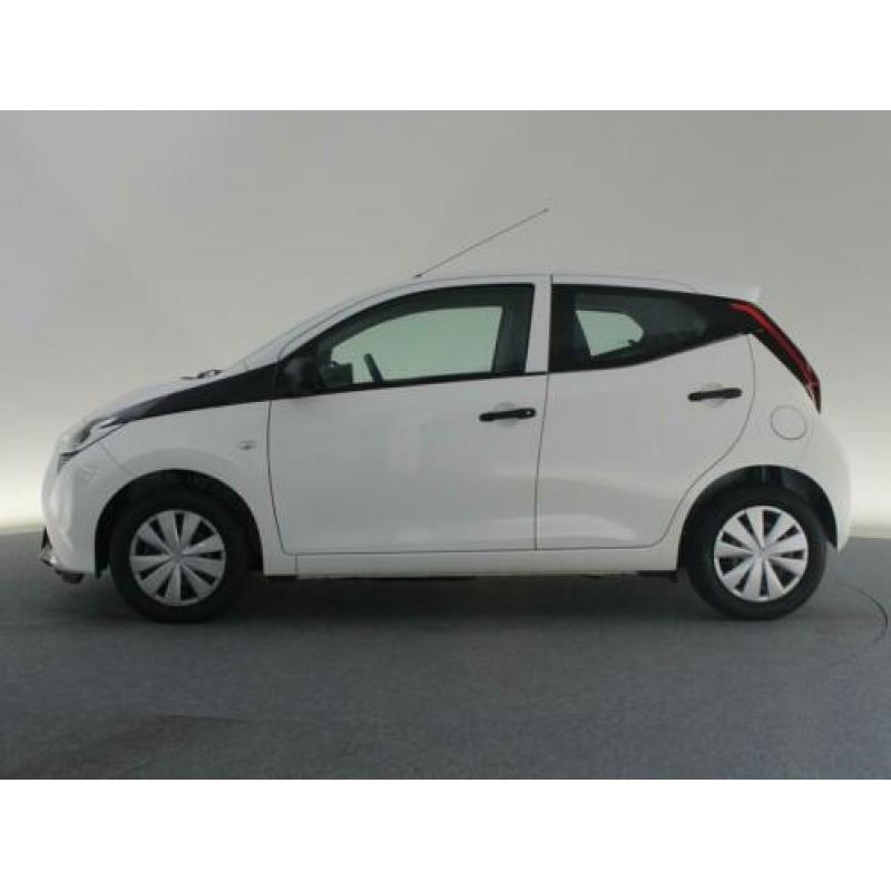 Toyota Aygo 1.0 VVT-i X | Nieuw model | LED dagrijverlichtin