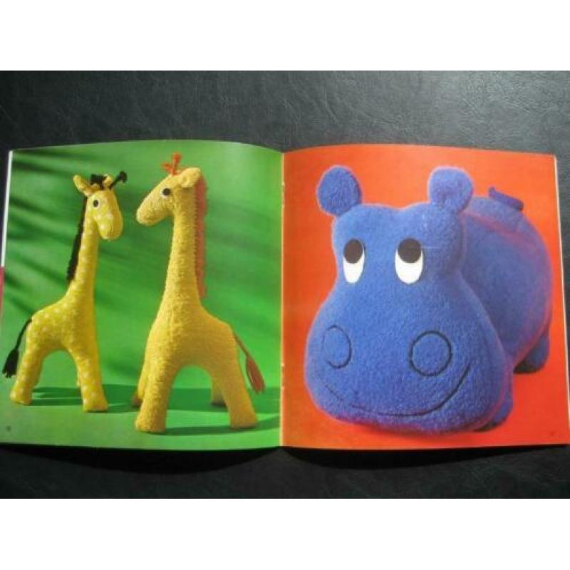 Stofdieren. Het zelf maken van dieren van stof