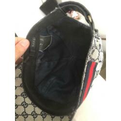 Gucci pet