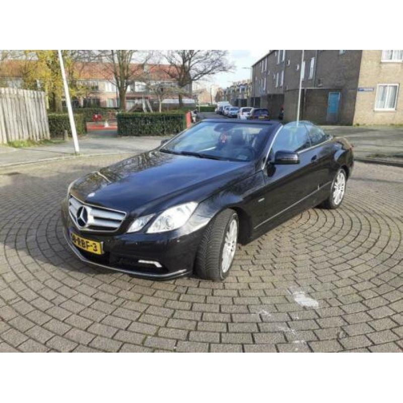 Mercedes E-Klasse 1.8 E200 CGI Cabriolet AUT 2010 Zwart