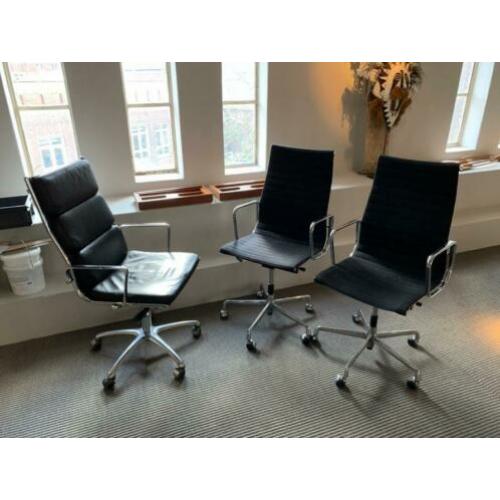 2x Vitra Eames EA 119 bureaustoel - 1x EA219 replica softpad