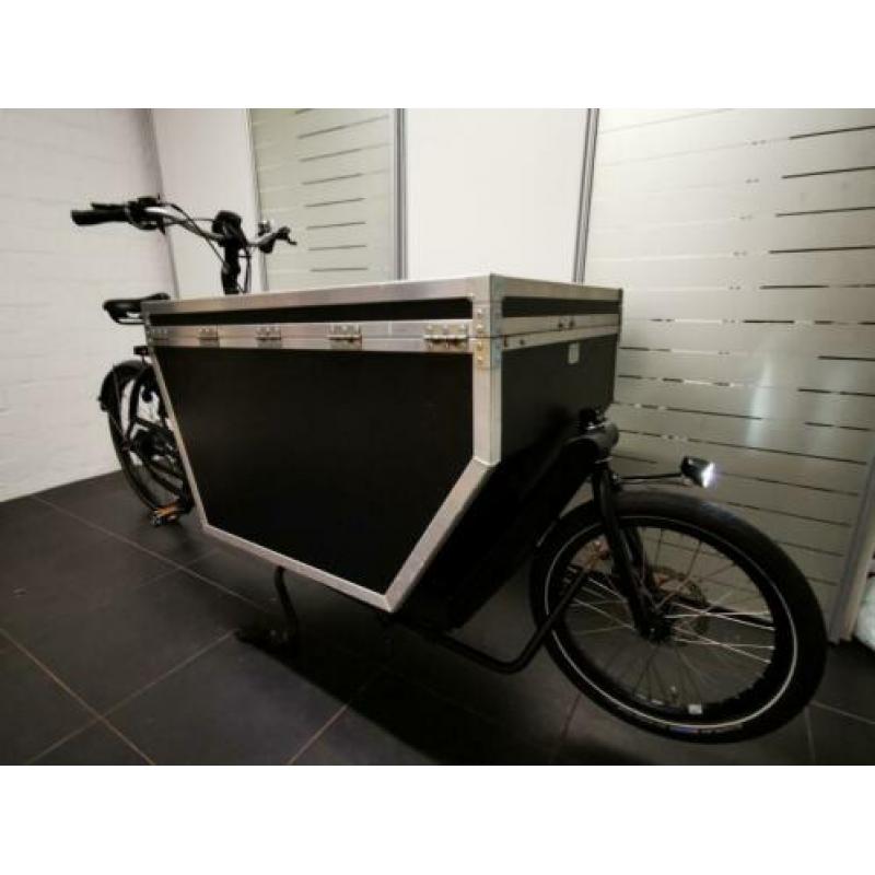 urban arrow cargo bakfiets met Bosch motor en flightcase