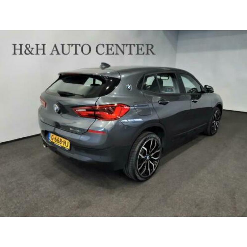 BMW X2 1.8i sDrive Executive |Con. services|NAVI|LED|19" LM-
