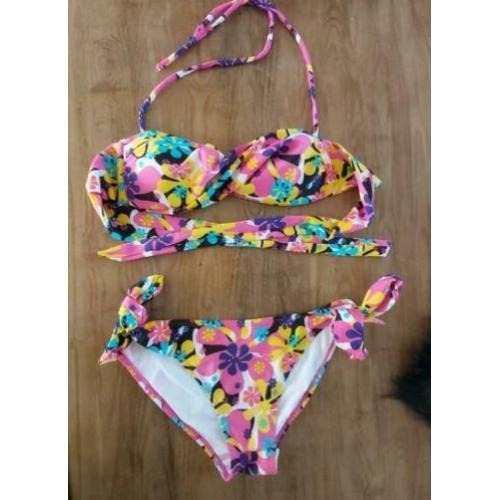 Bikini's maat s, past vanaf maat xs tot m