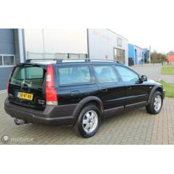 Volvo XC70 2.4 D5 cruise, airco, stoelverwarming, leer!
