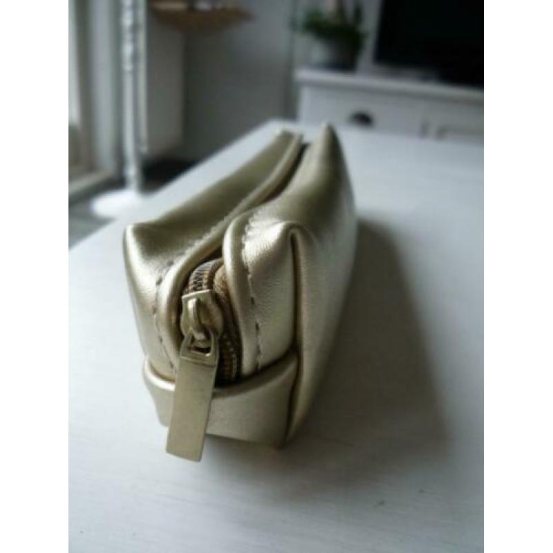 NIEUW! Elle Magazine Goudkleurige Etui Tasje