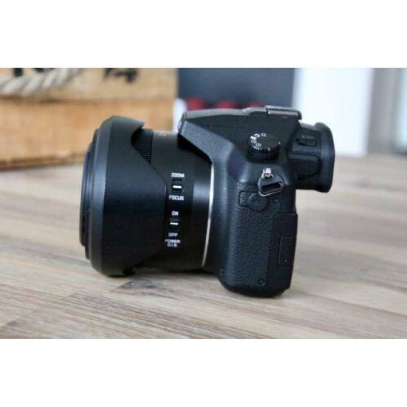 Panasonic Lumix DMC FZ1000