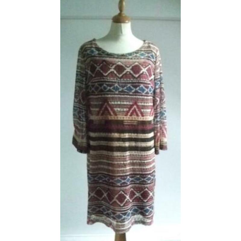 Leuke "gehaakte" jurk van Caroline Biss met print mt 44 / 46