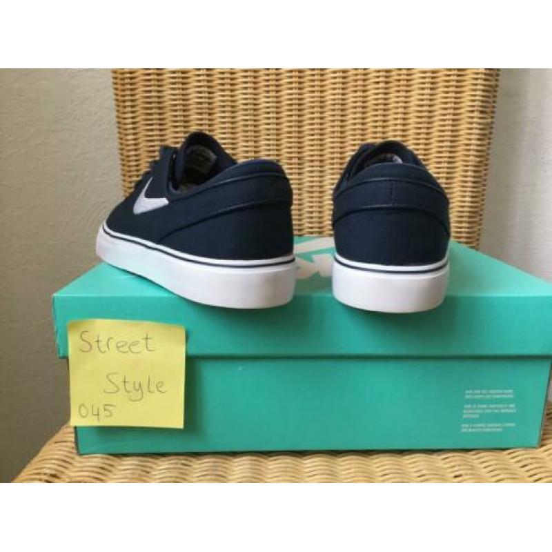 Nike Zoom Stefan Janoski 44 canvas sb patta supreme