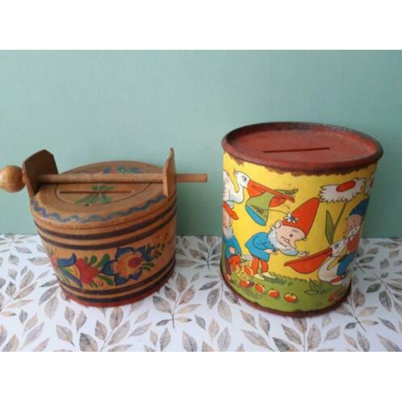 Oud spaarpotje Handbeschilderd. 6 cm Blikje kabouters. Blik