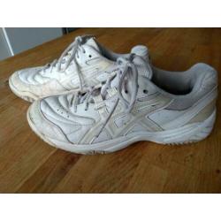 Asics Advantage tennisschoenen maat 40,5