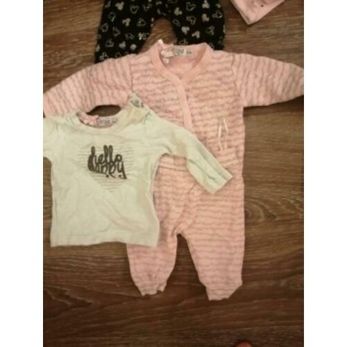 Baby kleding merk maat 50/56. 1,5 vuilniszak vol