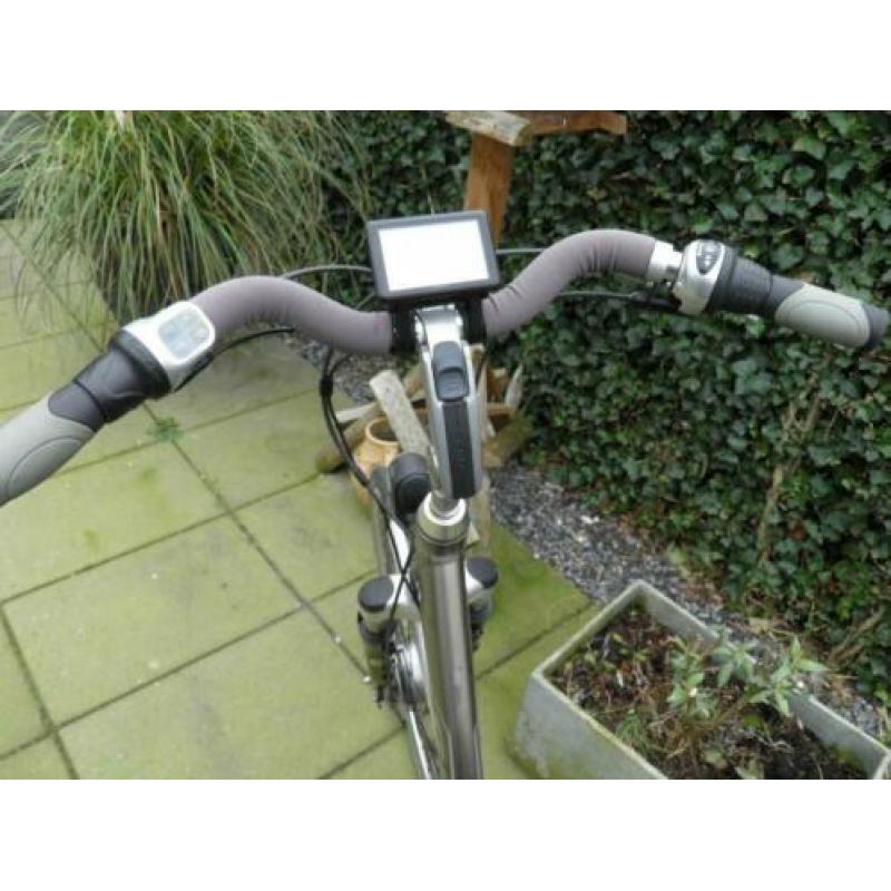 2xGiant Twist Go Double Power €550,00 Per Fiets