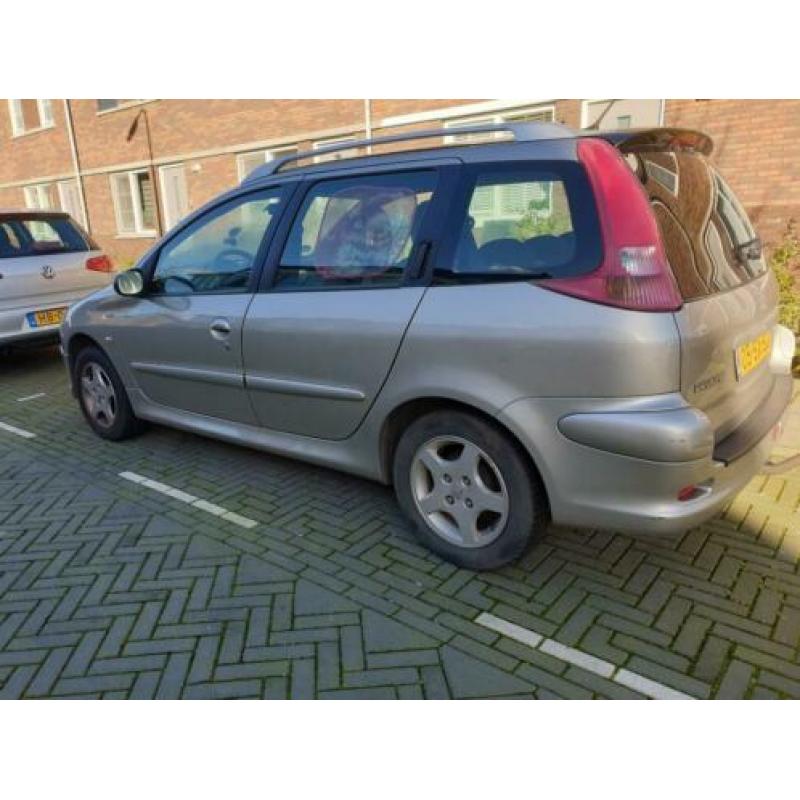 Peugeot 206 1.4 SW 2006 Grijs