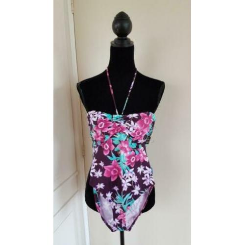 15. Nieuw badpak Orchid Berry van Cyell