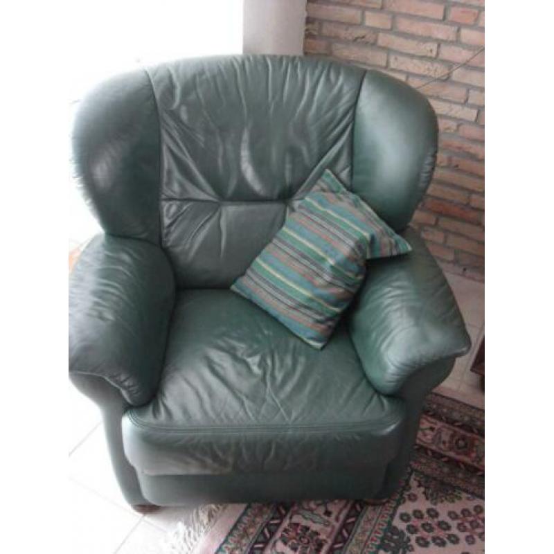 Leren 3 zits bank en 1 fauteuil