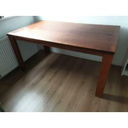 Kersenhouten tafel