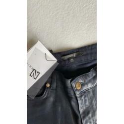NIEUW: Betty coated skinny van NIKKIE mt 29, navy