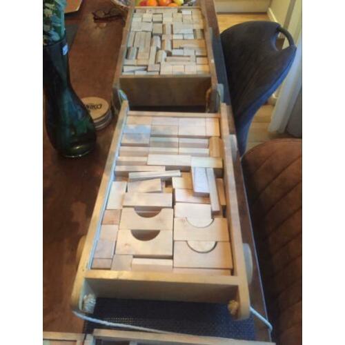 Houten blokkenwagen
