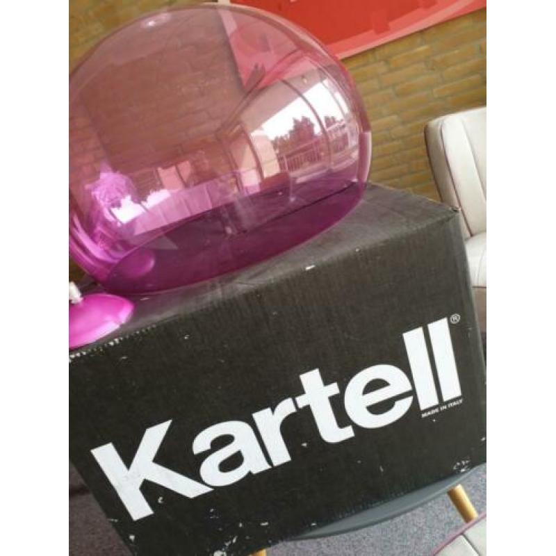 Kartell hanglamp.