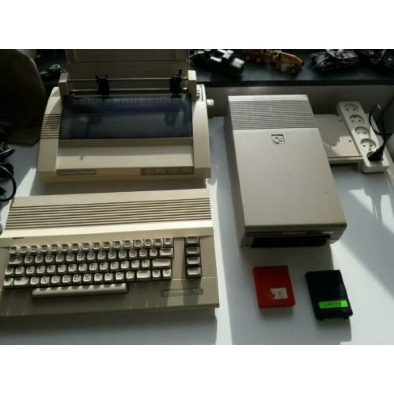 Commodore 64 met toebehoren
