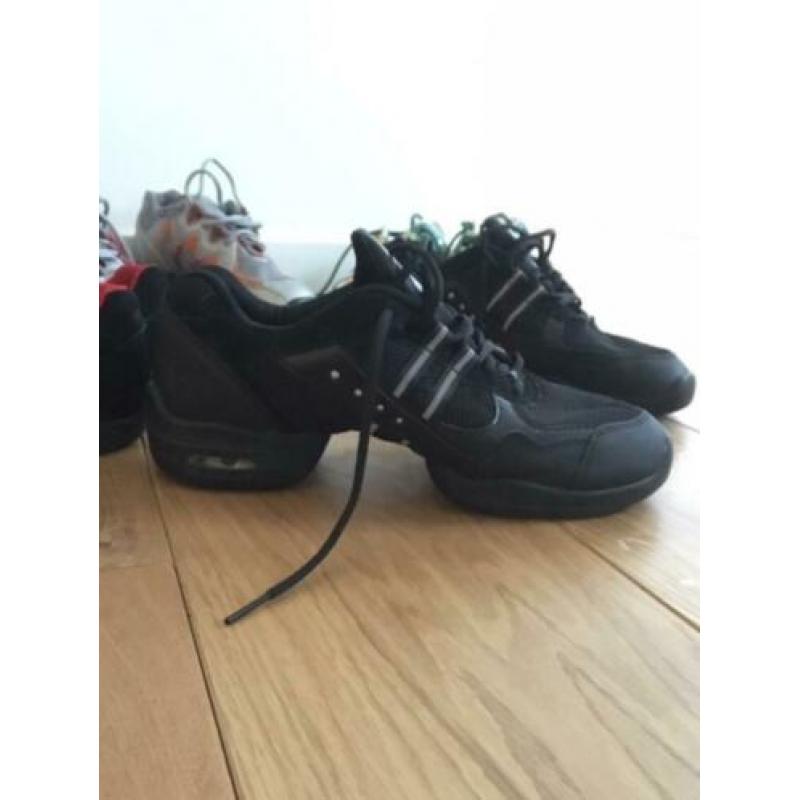 Danssneakers, dansschoenen, Skazz,Sansha