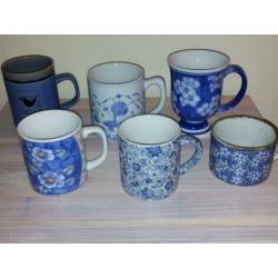 Vintage mokken, blauw, bruin, groen