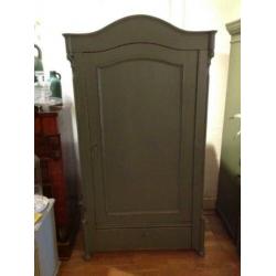 Vintage ééndeurskast, oude garderobekast, stoere kast VdlM