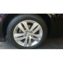 Opel Astra GTC 1.6 / 90.000 KM CLIMATE & CRUISE /PDC