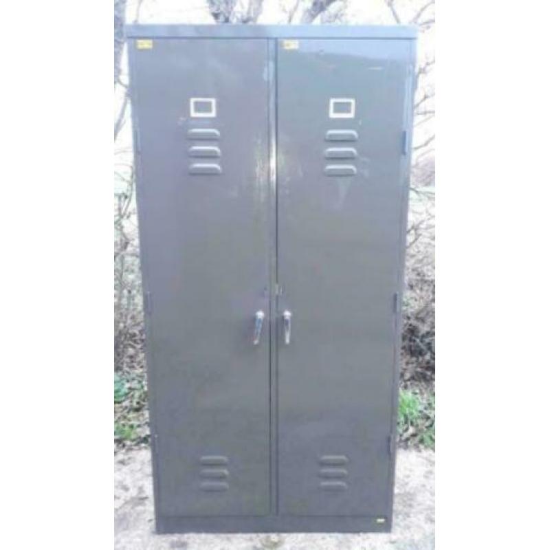 kledingkast / 2 deurs lockerkast / gebruikt 100 x 50 x 200 h