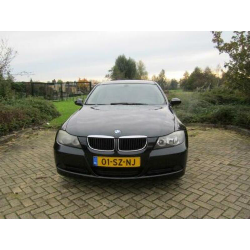 Bmw 3-serie Touring 318i /Automaat/Airco/NAP/APK