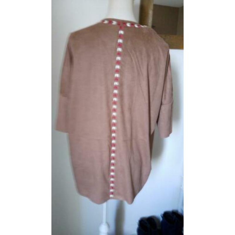 MOOI en TRENDY suedelook Ibizastijl jasje mt. S/M - nieuw