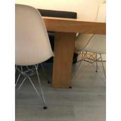 Eiken eettafel