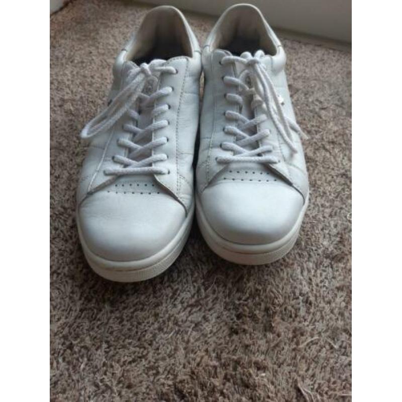 Roby.Zgan witte sneakers.Maat 39