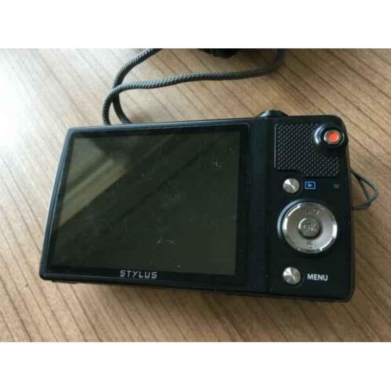 Olympus D-785