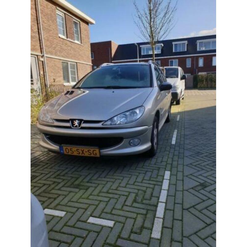 Peugeot 206 1.4 SW 2006 Grijs