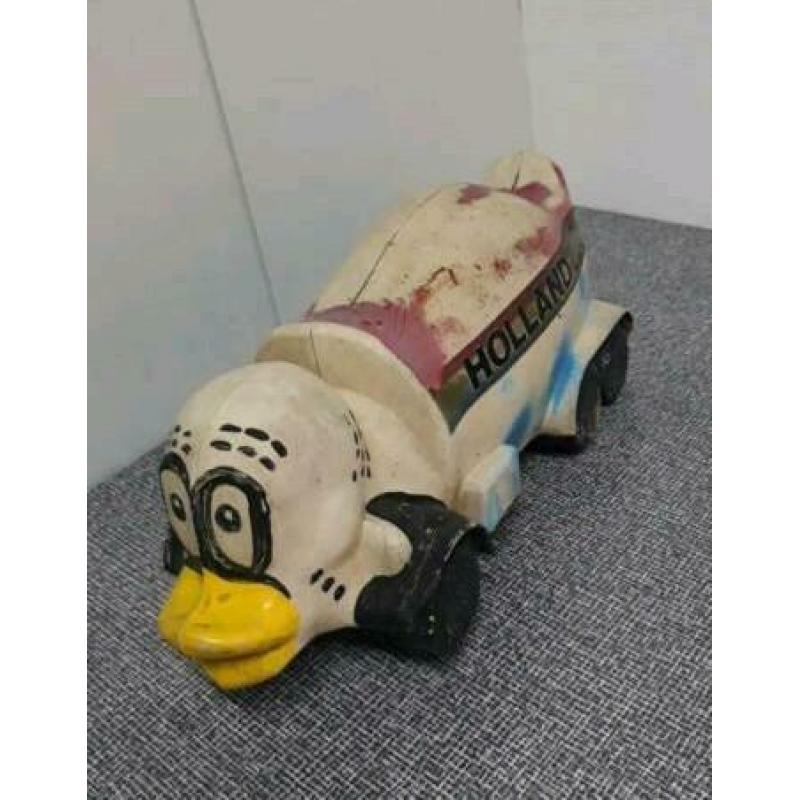 Vintage Holland duck B.V. vrachtwagen ornament.