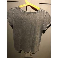 Top T shirt Katie Scott maat 122 - 128 6 - 8 jr donkergrijs