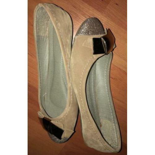 Bailarinas 36 damesschoenen ( Beige ) Bijna gebruikt.
