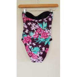 15. Nieuw badpak Orchid Berry van Cyell