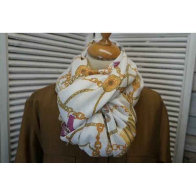 *NIEUW* Zijden/Cashmere pashmina met motief