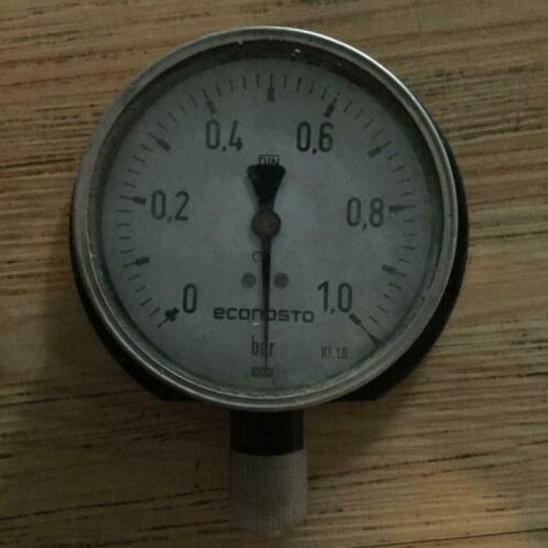 Econosto manometer, 0 tot 1 bar onderaansluiting